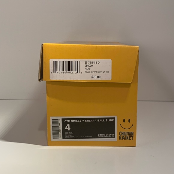 🙂[BRAND NEW] CHINATOWN MARKET SMILEY BASKETBALL SHERPA SLIDES SLIP-ON SANDALS🙂 - Picture 10 of 12